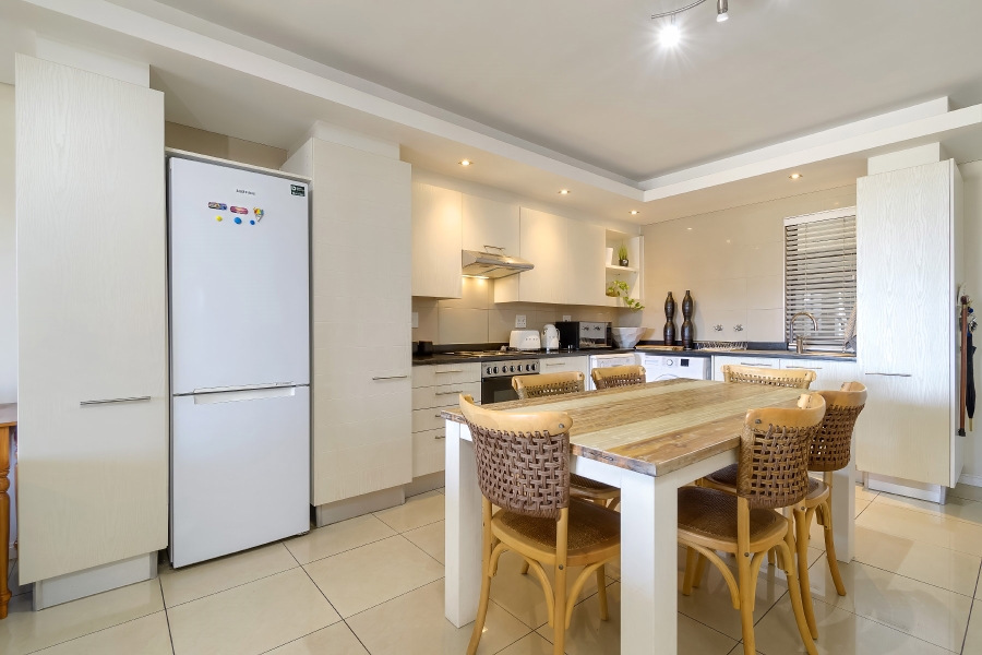 2 Bedroom Property for Sale in Plumstead Western Cape